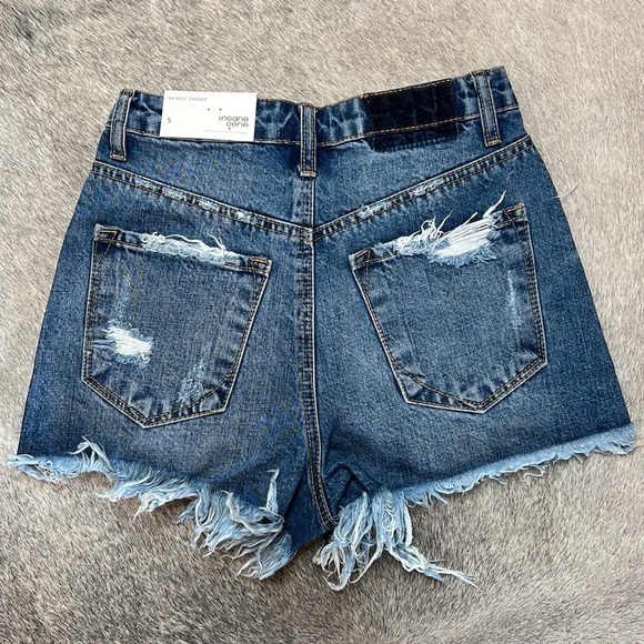 INSANE GENE SHORTS - Picture 3 of 4